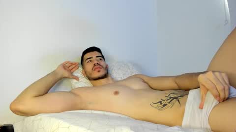 alexander__lips online show from November 2025 05:02:01 PM