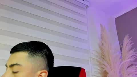 Alexander Diaz online show from May 2026 12:32:01 PM