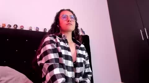 Snapshot of alexandra_clauss chatting on March 2026 06:49:01 PM alexandra clauss online show from March 2026 06:49:01 PM