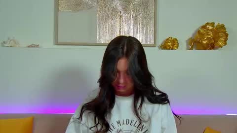 AlexandraBloom online show from November 2025 06:51:02 PM