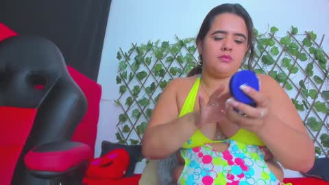 Snapshot of alexandramaravilla chatting on January 2025 10:51:01 AM ALEXANDRA online show from January 2025 10:51:01 AM