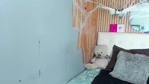 Snapshot of alexandramaravilla chatting on November 2025 02:57:02 AM ALEXANDRA online show from November 2025 02:57:02 AM