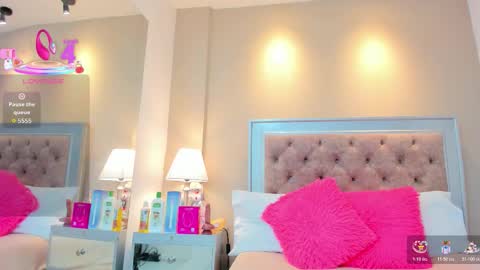 Snapshot of alexasttorm chatting on November 2025 04:33:02 AM Alexa online show from November 2025 04:33:02 AM