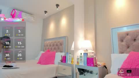 Snapshot of alexasttorm chatting on November 2025 07:09:02 AM Alexa online show from November 2025 07:09:02 AM