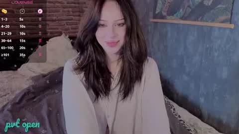 alexbellis online show from August 2026 03:19:01 AM