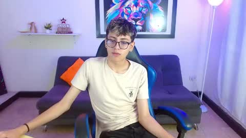 Snapshot of alexcum_18 chatting on April 2026 01:56:02 PM alex online show from April 2026 01:56:02 PM