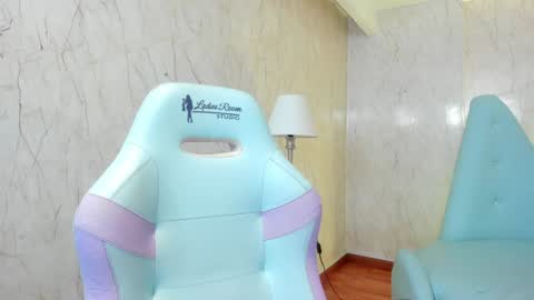 Alexiaa  Online 1430 to 2100 GMT-5 online show from December 2024 03:09:01 AM