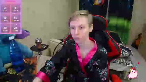 Alexis online show from March 2025 07:22:01 PM