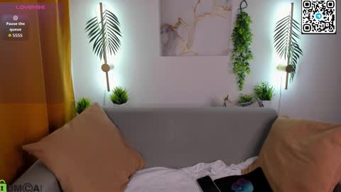 Alexis   Mon Tue Wed Thu Fri 7 GMT 0100am-0700am  online show from November 2025 04:38:02 PM