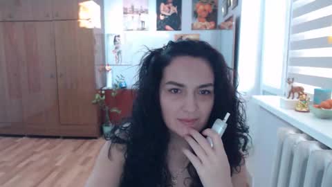 AlexisMillers online show from December 2025 01:27:02 PM