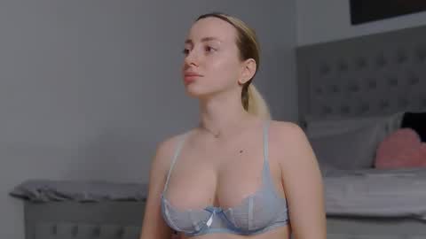 Alexis online show from March 2026 08:16:01 AM