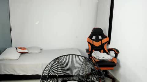 ALEXJ BLACK online show from November 2025 11:32:02 AM