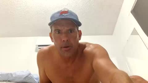 Snapshot of alexkentucky2841109154 chatting on October 2025 09:45:01 PM alexkentucky2841109154 online show from October 2025 09:45:01 PM