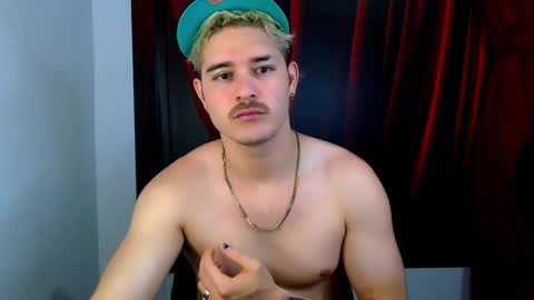 Alex online show from November 2025 07:14:02 PM