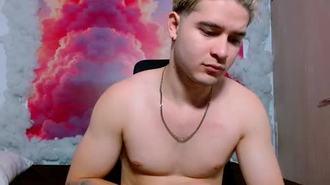 Alex online show from November 2025 07:07:02 PM