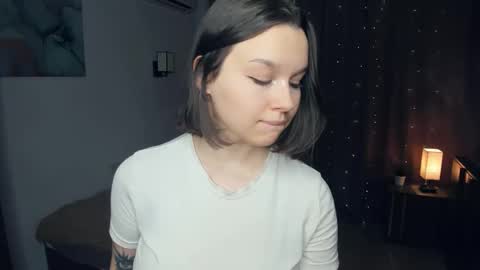 Alex online show from November 2025 08:52:02 PM