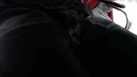 Snapshot of alextwunkk chatting on January 2025 01:35:01 AM Alex online show from January 2025 01:35:01 AM