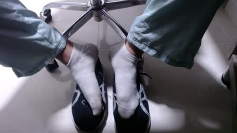 Snapshot of alextwunkk chatting on February 2025 11:13:02 PM Alex online show from February 2025 11:13:02 PM