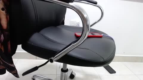 Snapshot of alextwunkk chatting on February 2025 01:03:01 AM Alex online show from February 2025 01:03:01 AM