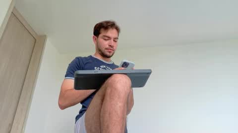 Snapshot of alextwunkk chatting on November 2025 09:02:01 PM Alex online show from November 2025 09:02:01 PM