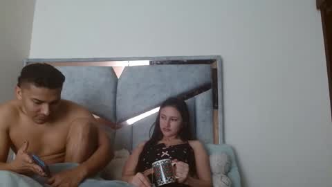 alex y luisa online show from October 2025 04:09:02 PM