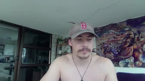 Snapshot of alexx1169 chatting on January 2025 01:32:01 AM Alex online show from January 2025 01:32:01 AM