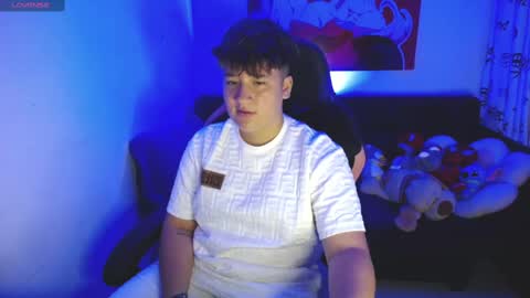 Snapshot of alexxxmorris chatting on December 2024 11:49:02 PM ALEXXX MORRIS online show from December 2024 11:49:02 PM