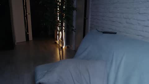 Alfie online show from October 2025 05:07:02 AM