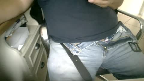 Snapshot of alfonsogomez110 chatting on July 2026 08:19:01 PM Alfonso Gomez online show from July 2026 08:19:01 PM