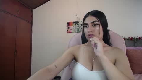 Snapshot of alheli_16 chatting on January 2025 03:30:02 PM Alheli online show from January 2025 03:30:02 PM