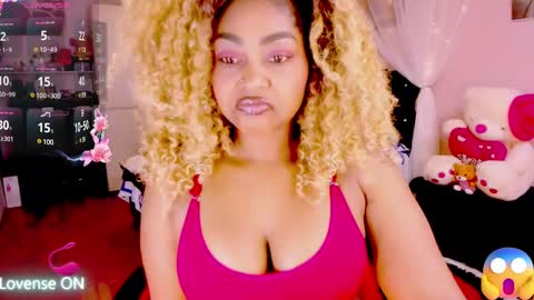 Snapshot of aliana_ross chatting on March 2025 09:21:01 AM aliana_ross online show from March 2025 09:21:01 AM