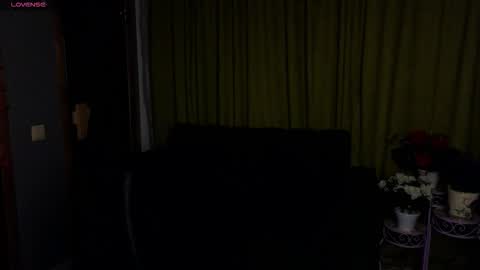 Snapshot of alicafoxis chatting on February 2026 06:51:02 PM Alica online show from February 2026 06:51:02 PM