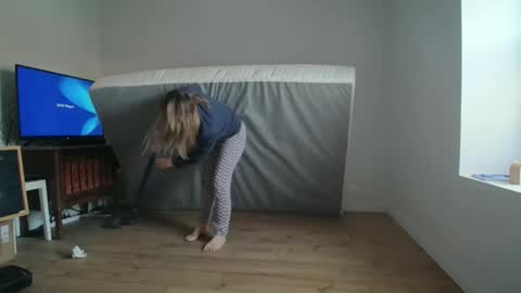 Alice online show from February 2025 07:28:02 AM