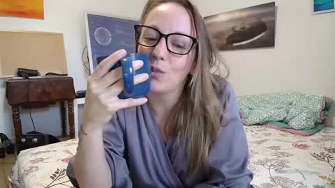 Alice online show from October 2025 04:17:02 PM