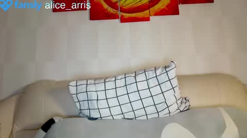 Snapshot of alice__aris chatting on May 2026 04:14:02 PM Alice Aris online show from May 2026 04:14:02 PM