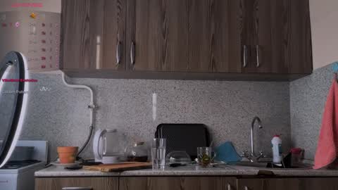 your Alice online show from February 2025 01:20:01 PM