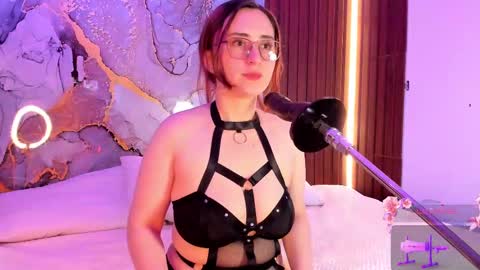 Mey online show from September 2025 04:23:01 AM