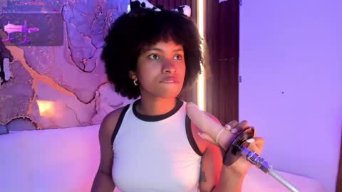 Mey online show from October 2025 08:51:01 PM