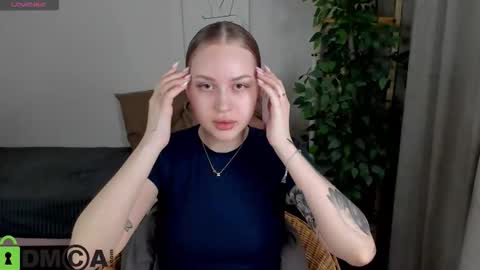 Alice online show from November 2025 10:54:01 PM