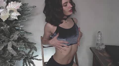 Alice online show from January 2025 04:18:01 AM