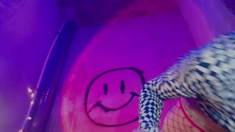 Alice online show from February 2025 04:43:01 AM