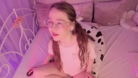 Alice online show from March 2025 12:07:02 AM