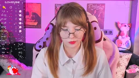 Snapshot of alice_langley chatting on December 2024 12:03:01 PM Alice 3 online show from December 2024 12:03:01 PM