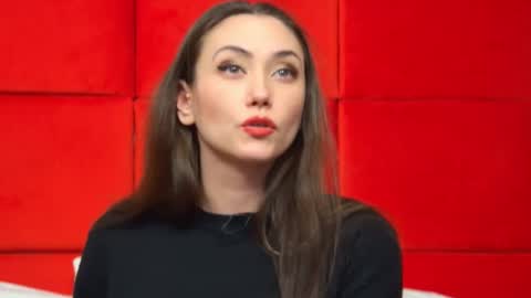 AliceMunro online show from February 2025 02:24:02 AM