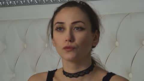 AliceMunro online show from January 2026 03:44:01 AM