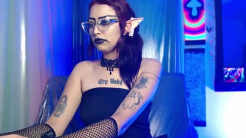 Snapshot of alice_phantom chatting on March 2025 07:27:02 PM online show from March 2025 07:27:02 PM