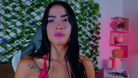 alice_rous21 online show from January 2026 01:13:02 PM