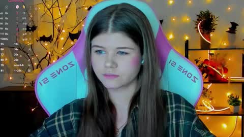 Alice online show from October 2025 11:07:01 PM