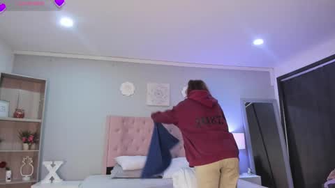 Alice Cullen online show from February 2025 10:12:02 AM