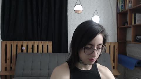 alicee_logan_ online show from January 2025 01:50:01 AM
